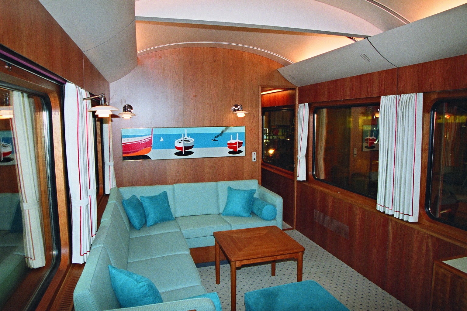 Interior of the royal carriage S 1 from 1937